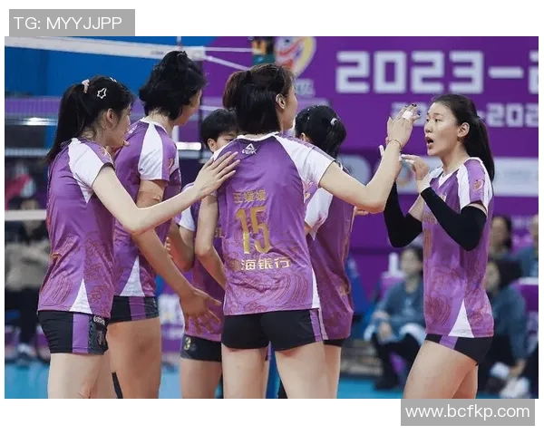 天津女排与中国女排巅峰对决展现女排精神与竞技魅力的精彩赛事 天津女排与中国女排巅峰对决展现女排精神与竞技魅力的精彩赛事